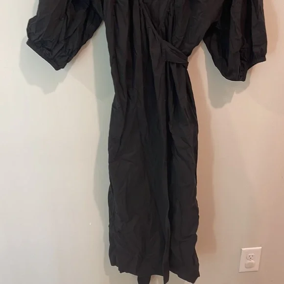 Modern Citizen Black Wrap Dress with Puff Sleeves - Picture 2 of 6